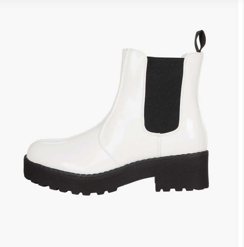 Dirty Laundry Margo Chelsea White Moto Boots - New Size 8.5